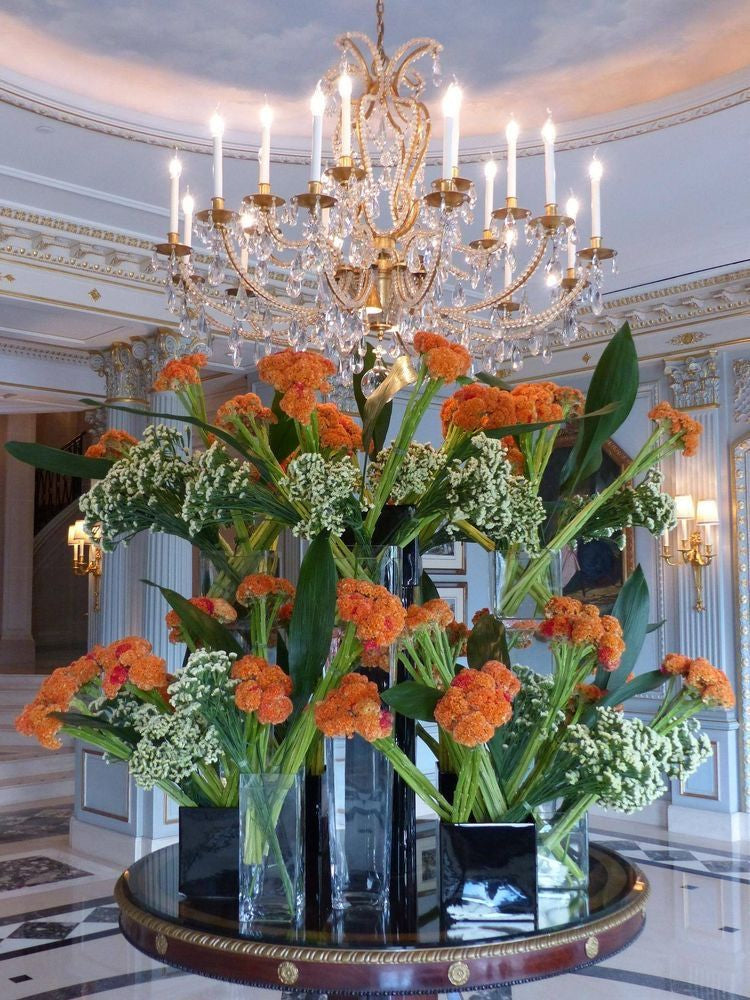 flower-arrangements-in-hotel